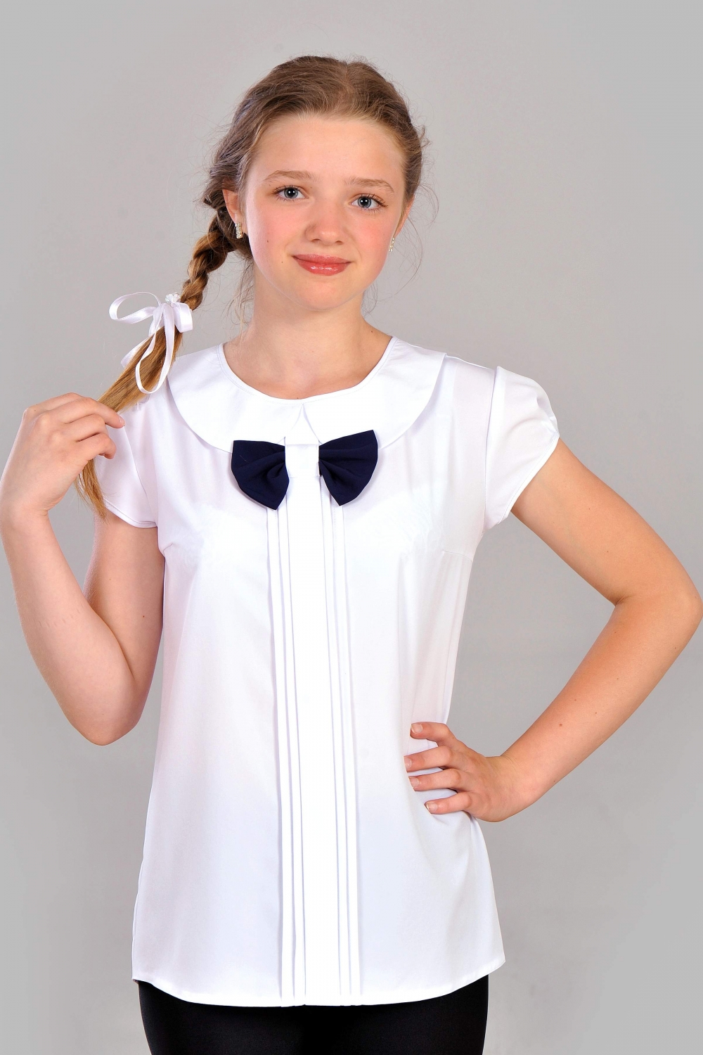 Ассиметричная подростковая блузка для школы