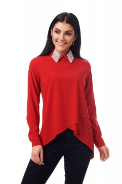 Элегантная блузка красного цвета